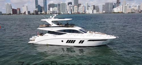 Sea Ray L650 Fly scheda tecnica e recensioni